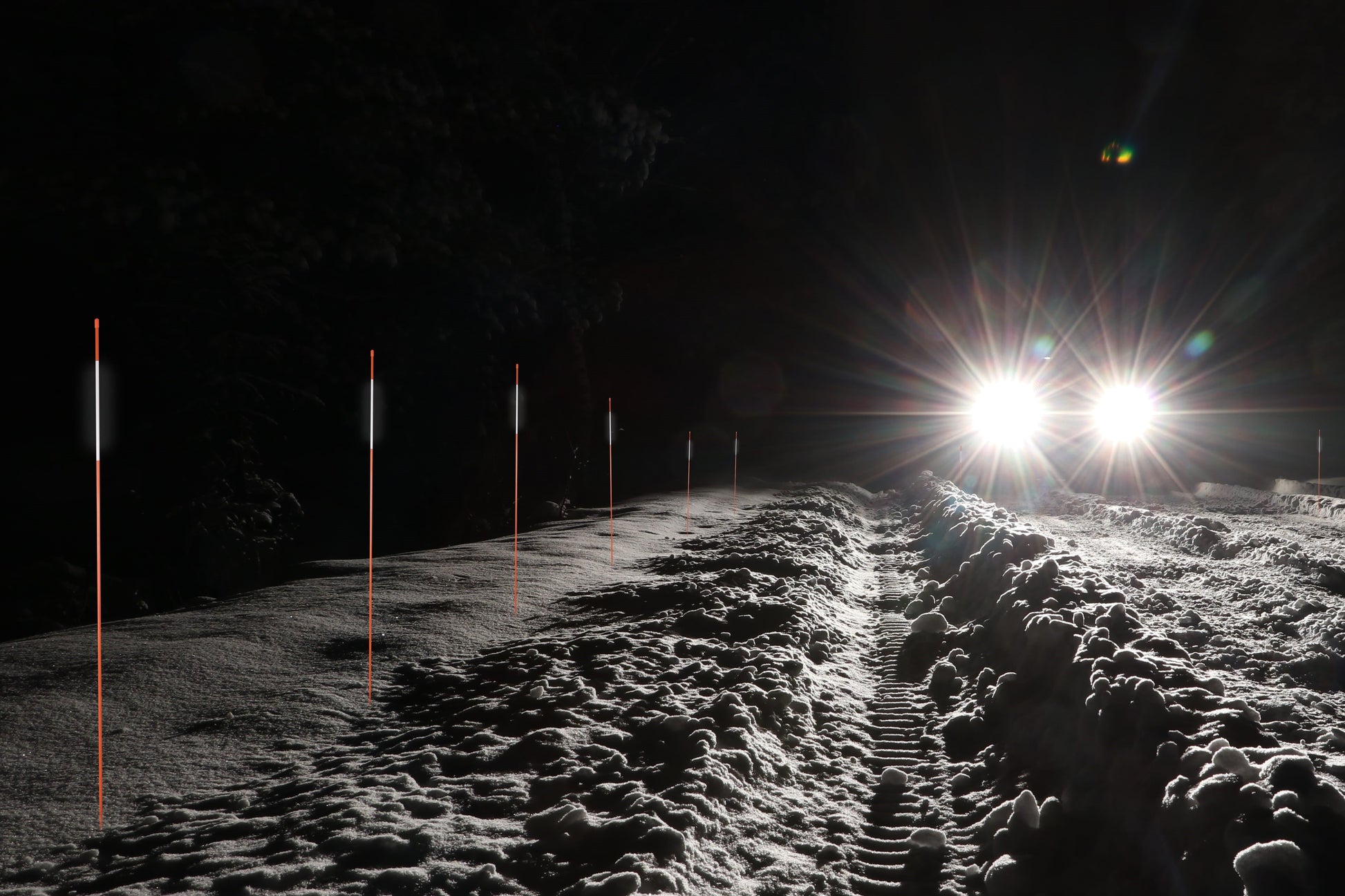 48" x 5/16" -Solid, Reflective Fiberglass Stakes - ORANGE